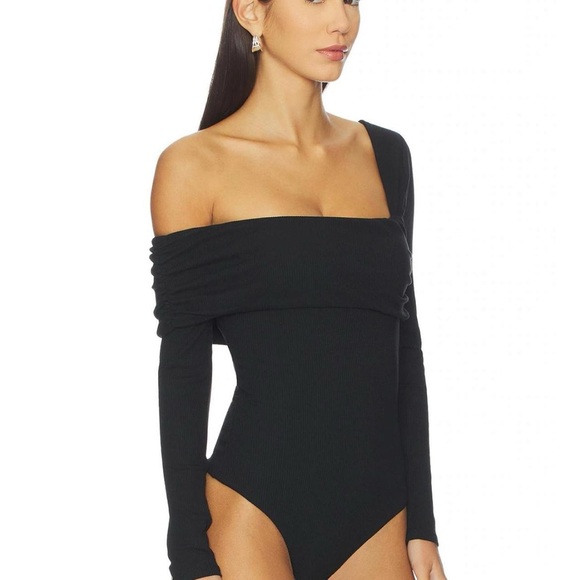 Lovers + Friends Florence Black One-Shoulder Bodysuit - Picture 2 of 7